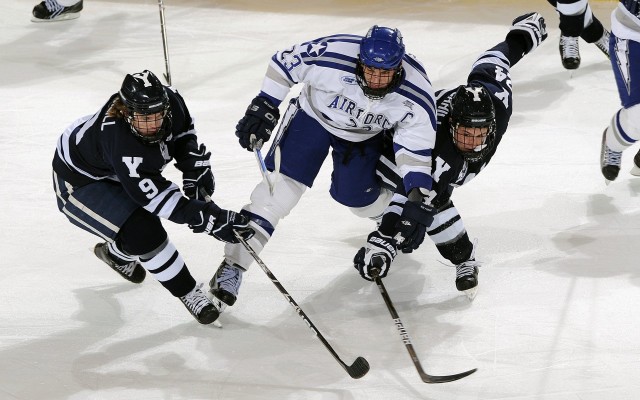 澳大利亚球队逆转胜国内劲旅，晋级八强，澳大利亚队实力